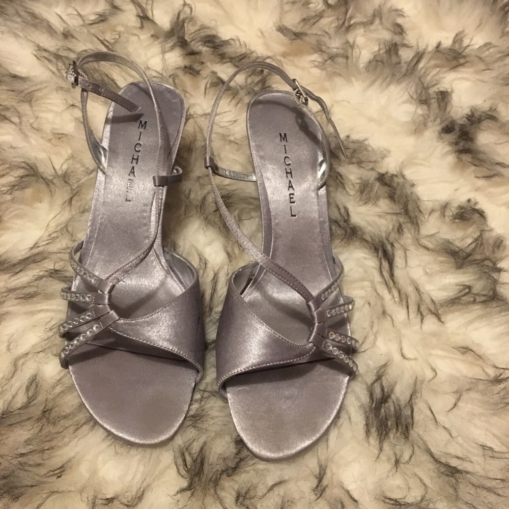 Silver kitten heels evening sandals